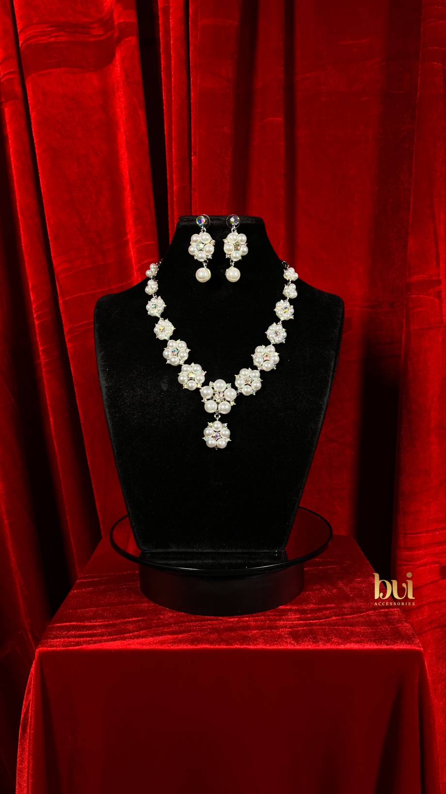 Pearl Flower Necklace