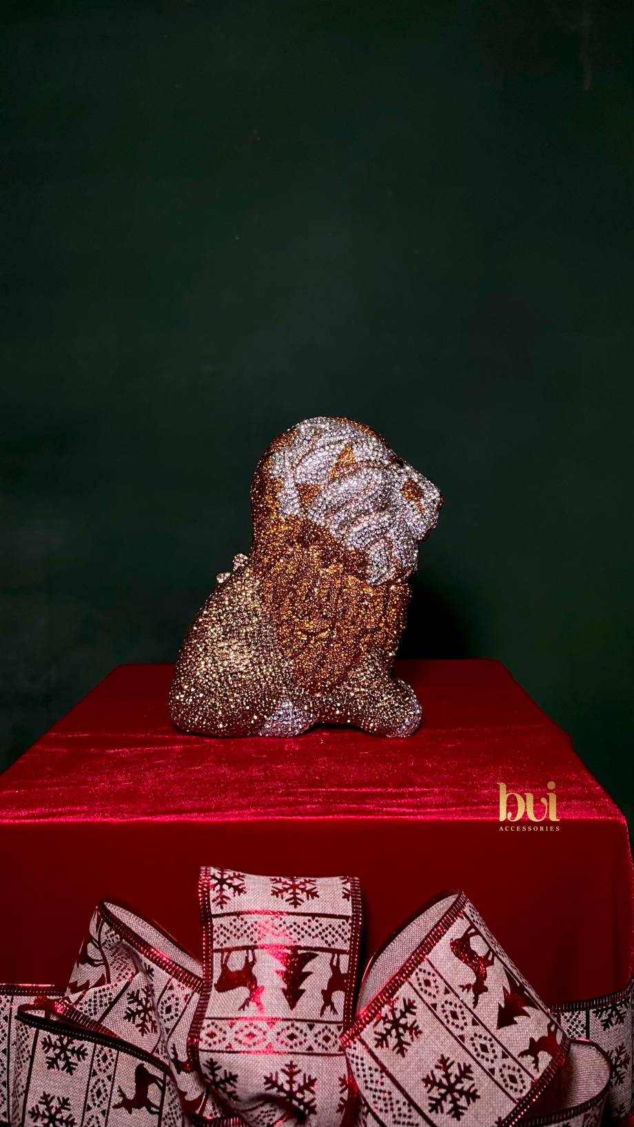 Bui Lion Rhinestone Clutch