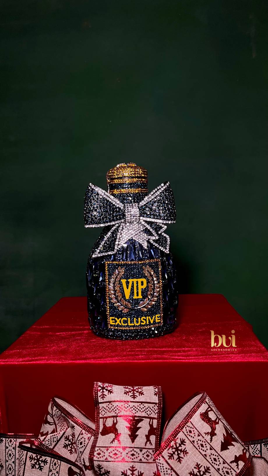 VIP Exclusive Crystal Clutch – Limited Edition